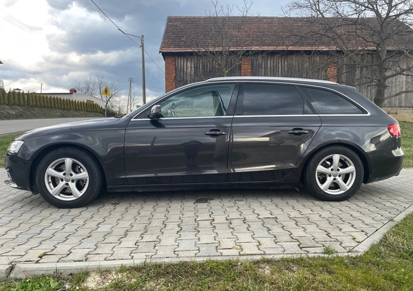 Audi A4 cena 44700 przebieg: 246000, rok produkcji 2013 z Mszczonów małe 211